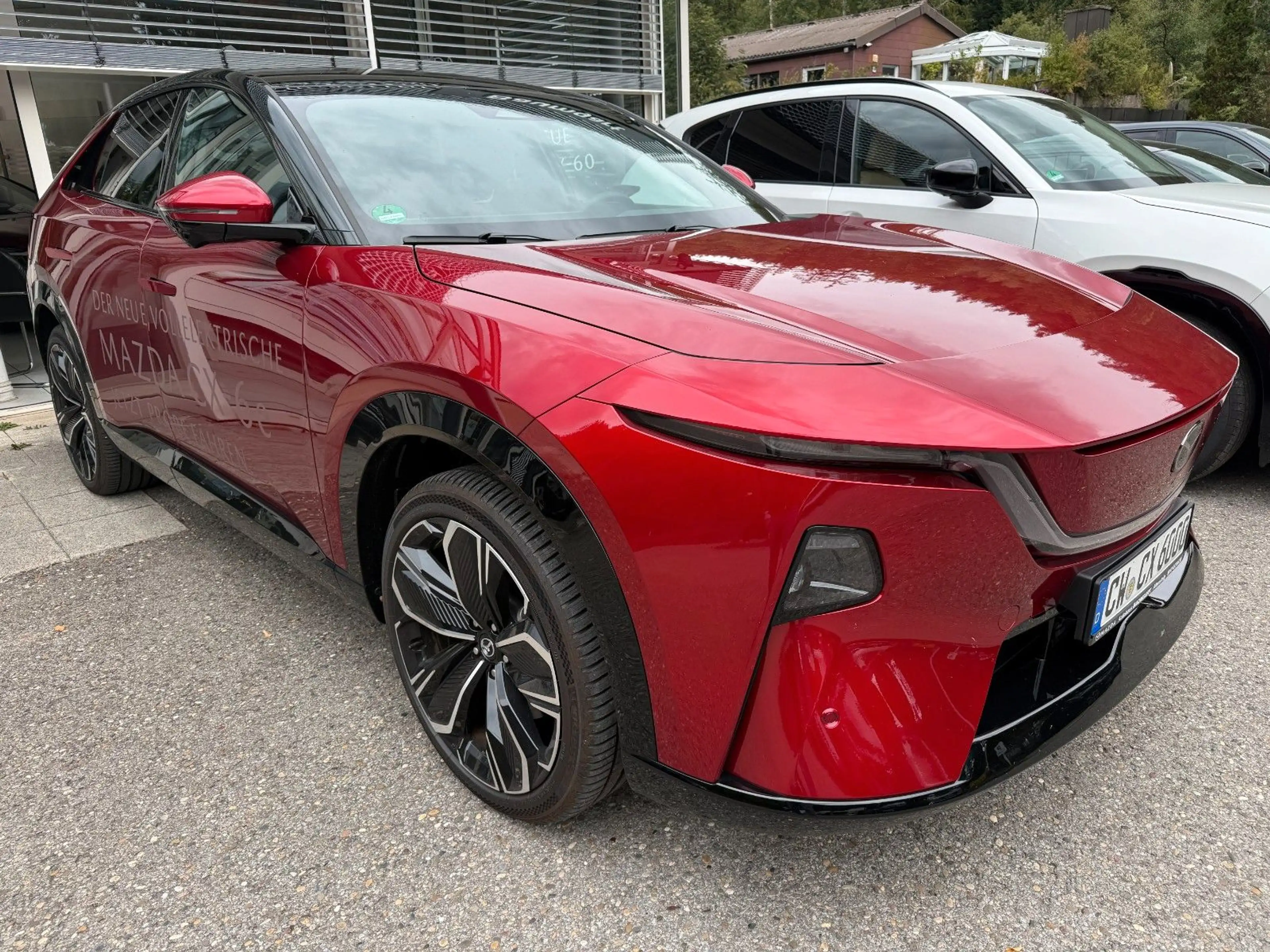 Mazda CX-6e CX-6e 190 kW EV Takumi — photo 6