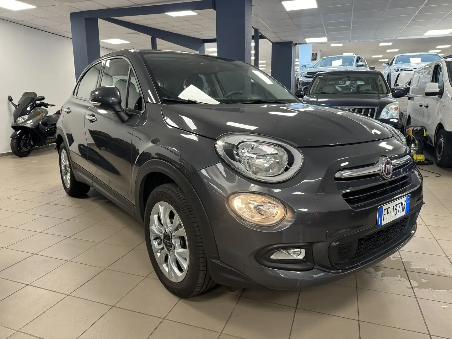 Fiat 500X 500X 1.6 e-torq Pop Star 4x2 110cv Grijs - 1