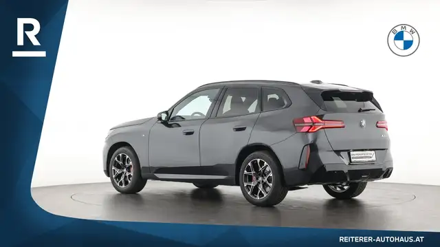 BMW X3 view 4