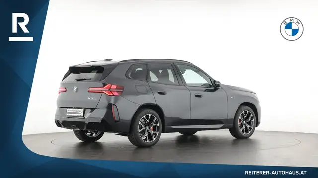 BMW X3 view 6