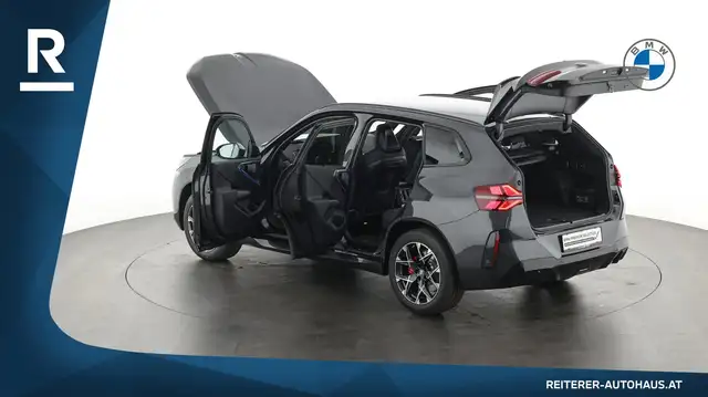 BMW X3 view 10