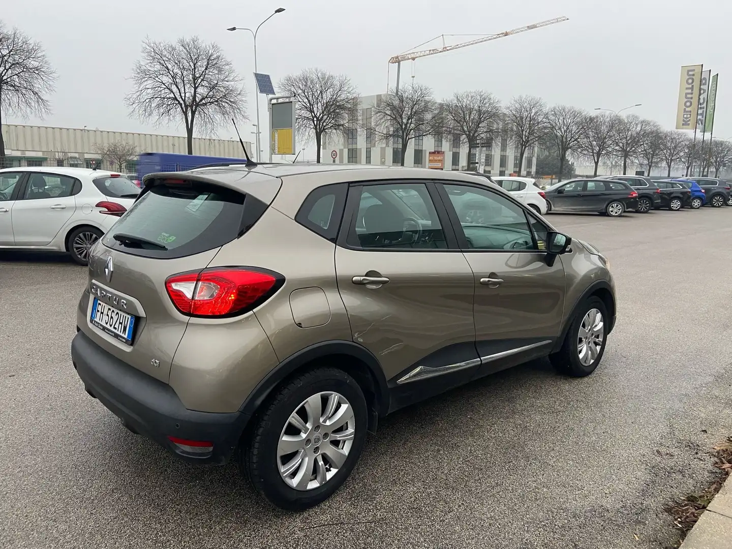 Renault Captur 1.5 dci energy R-Link 90cv edc Brąz - 2