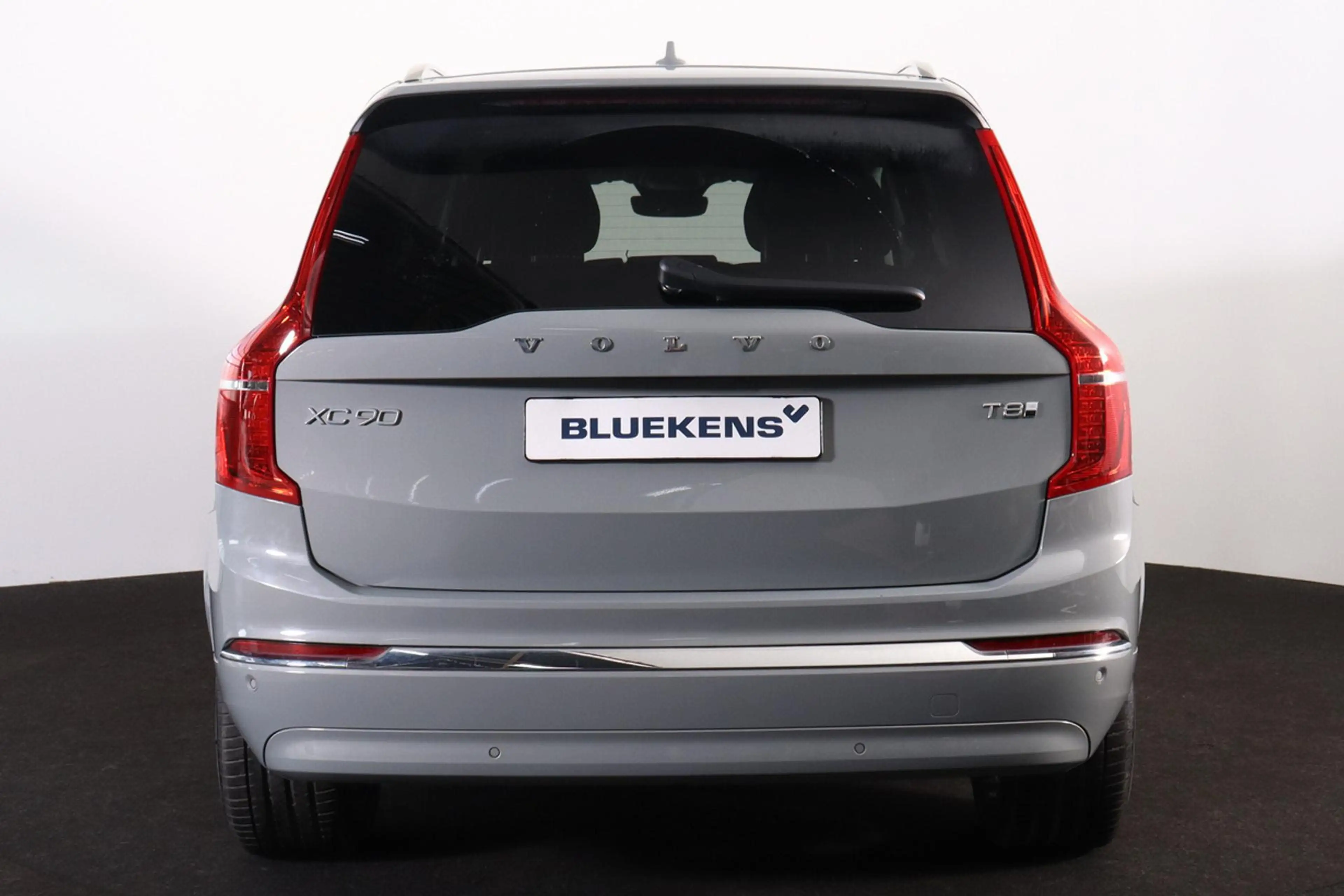 Volvo XC90 T8 Recharge AWD Core Bright - IntelliSafe Assist & — photo 4