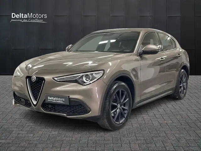 Alfa Romeo Stelvio 2017 - Stelvio 2.2 t Executive Q4 210cv auto my19