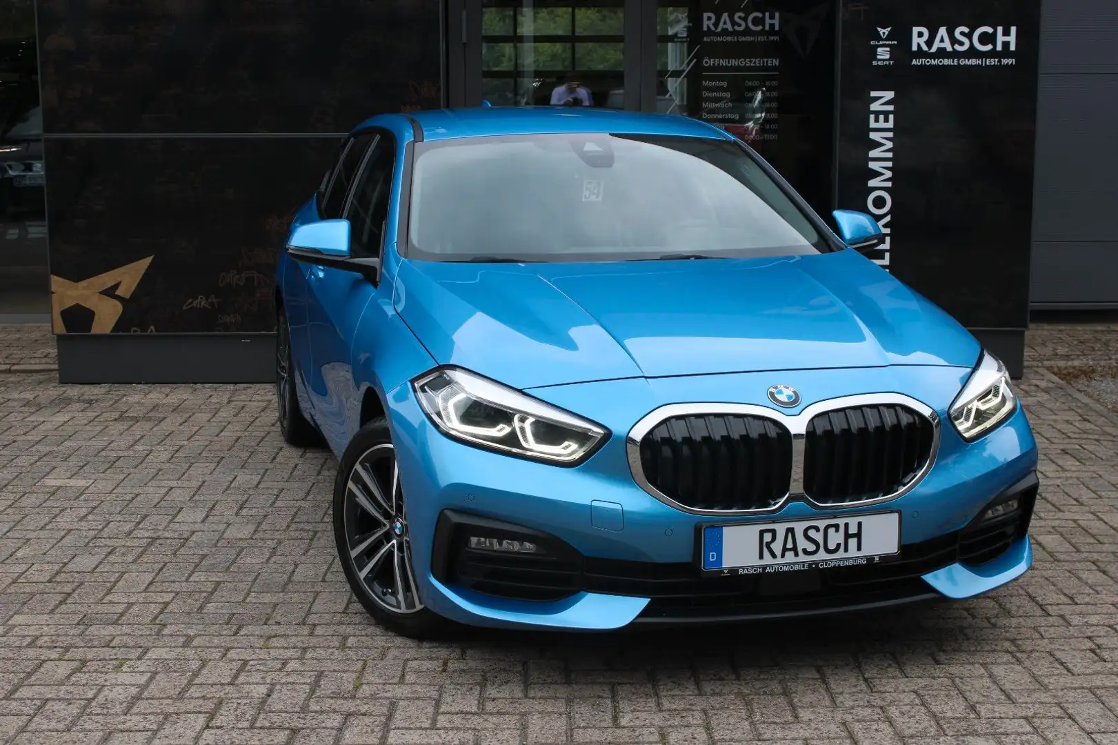 BMW 118 i DSG+RFK+LED+NAVI+HUD+APP+ACC+TOTW.+DAB+ Albastru - 2