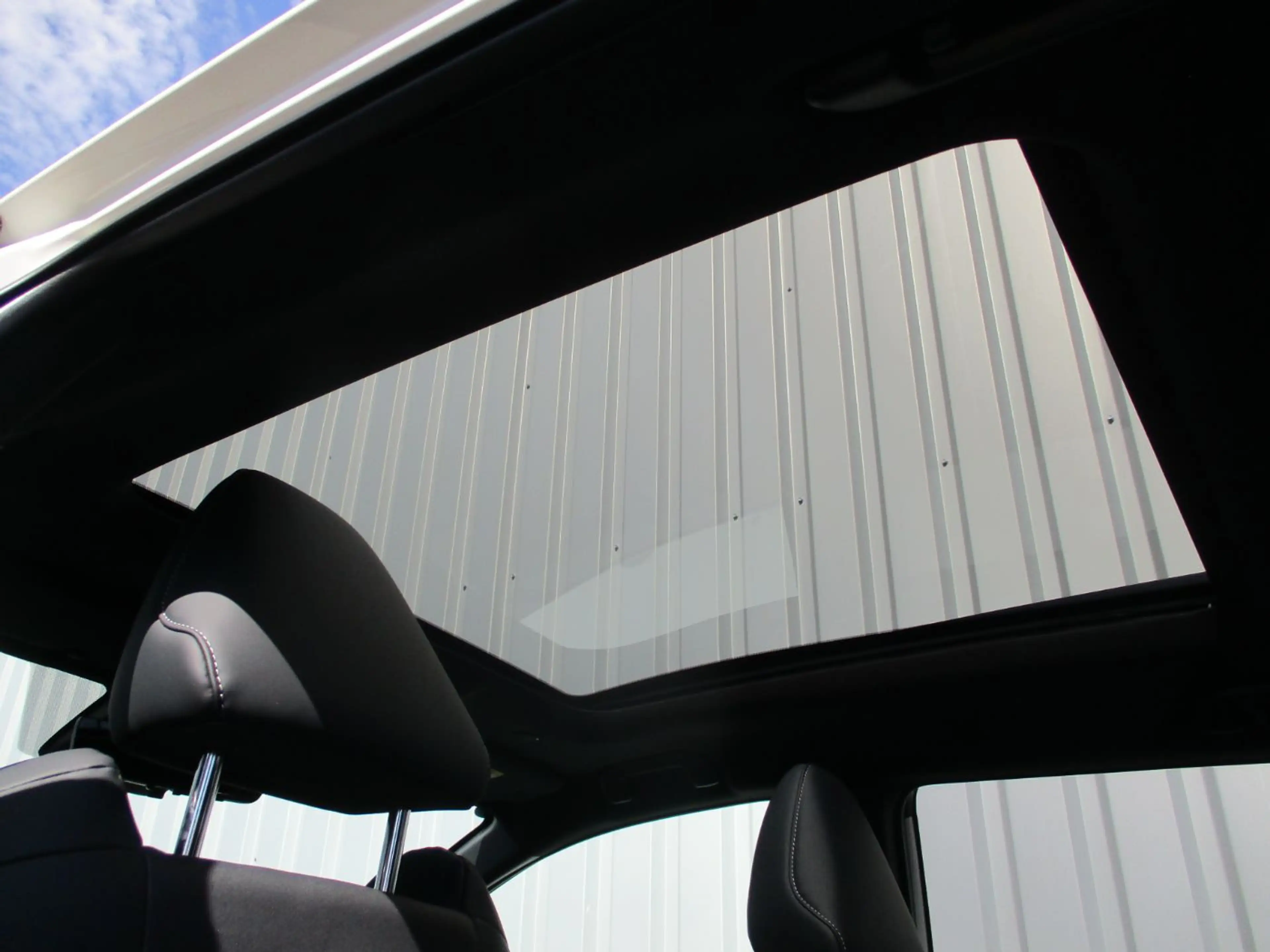 Toyota bZ4X Touring Lounge ACC+LED+Navi+Pano+SD+SHZ+360 — photo 11