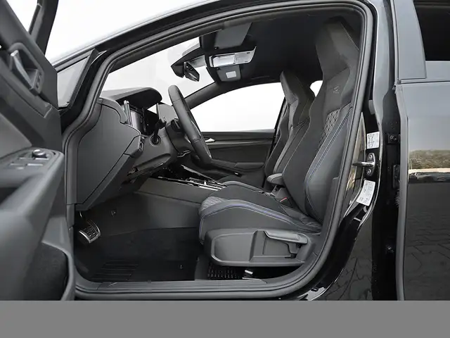 Volkswagen Golf view 8