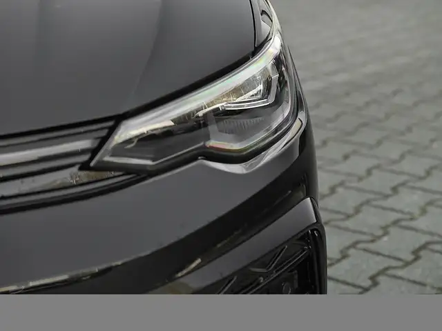 Volkswagen Golf view 14