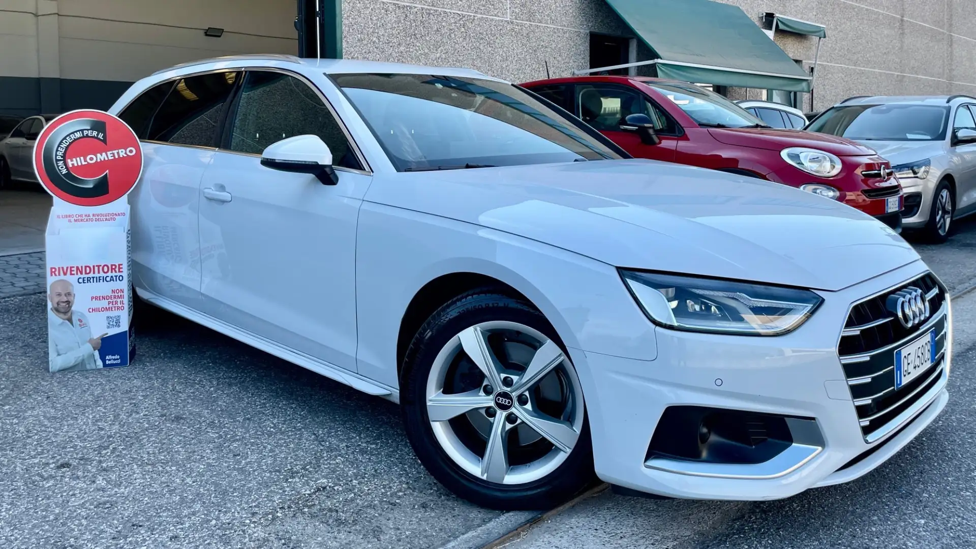 Audi A4 Avant 35 TDI/163 CV S tronic S line edition Weiß - 1