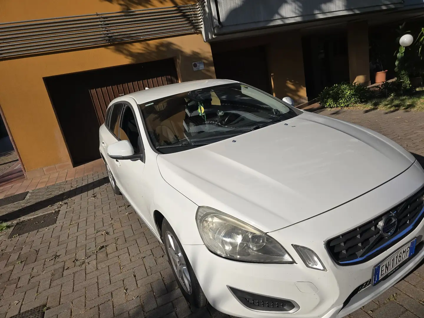 Volvo V60 1.6 d2 Business - 2