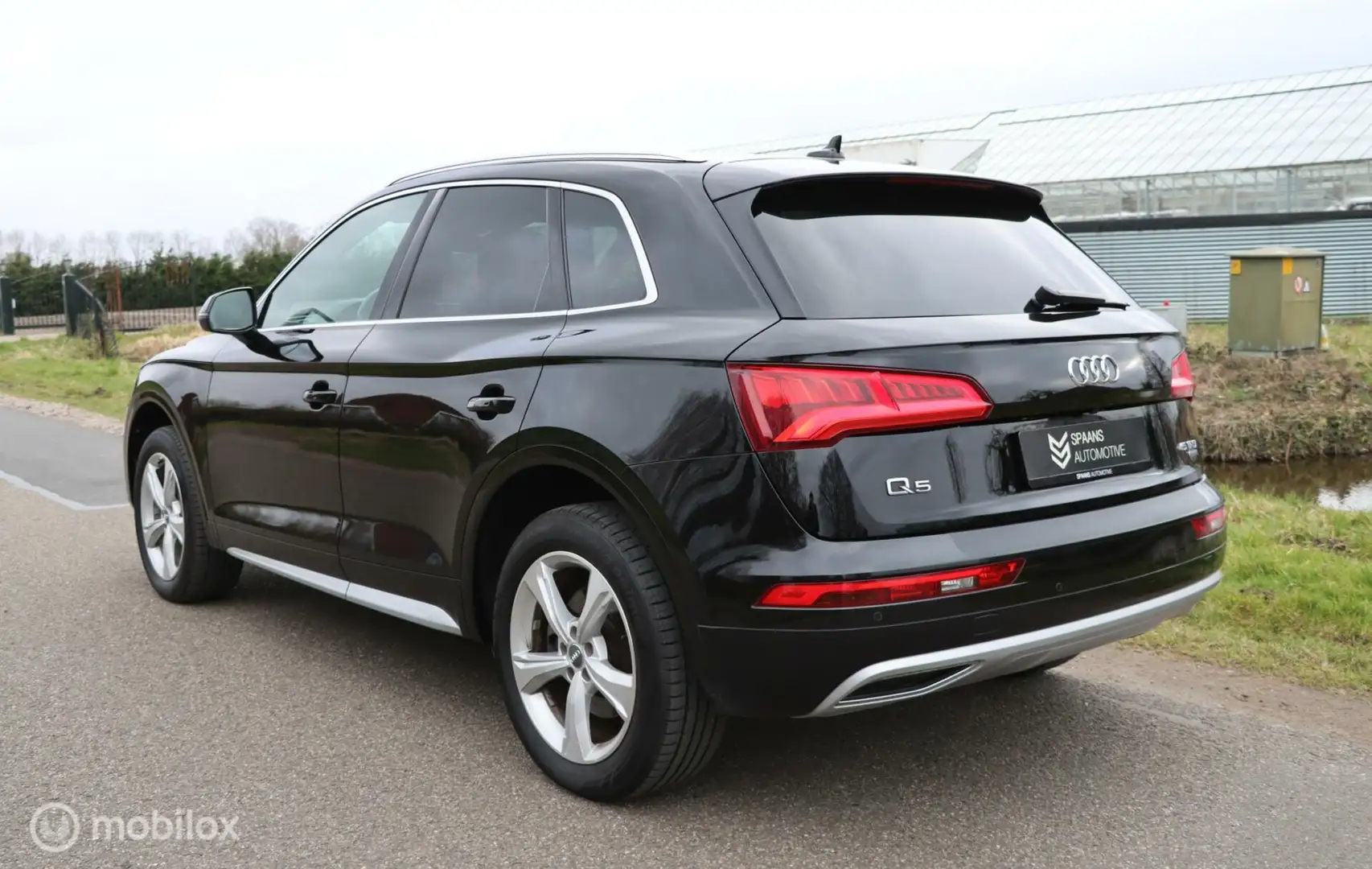Audi Q5 45 TFSI Quattro / Navi / Carplay / el. Trekhaak Nero - 2