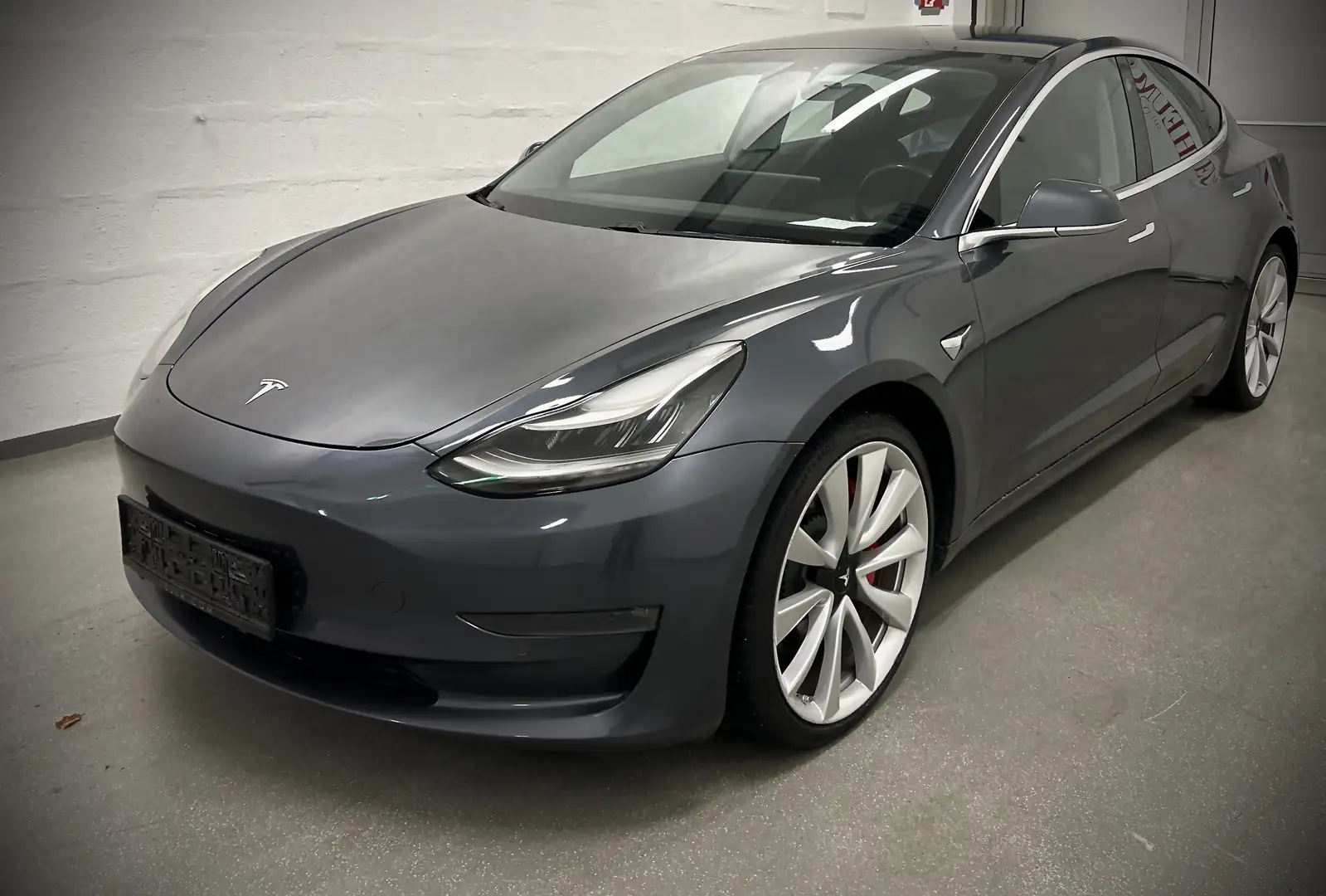 Tesla Model 3 Long Range AWD 75kWh - 1
