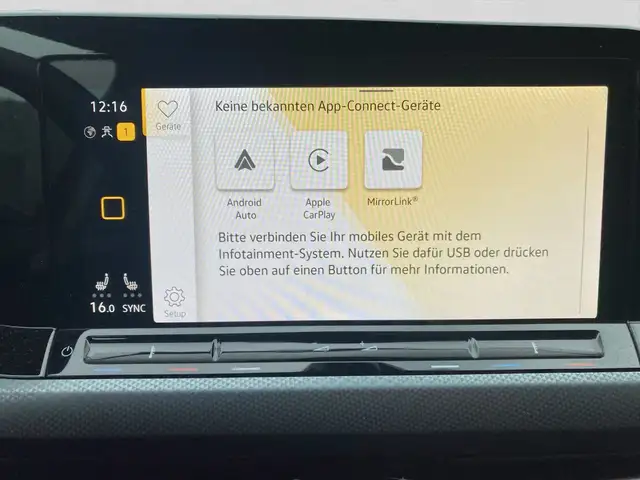 Volkswagen Golf view 15