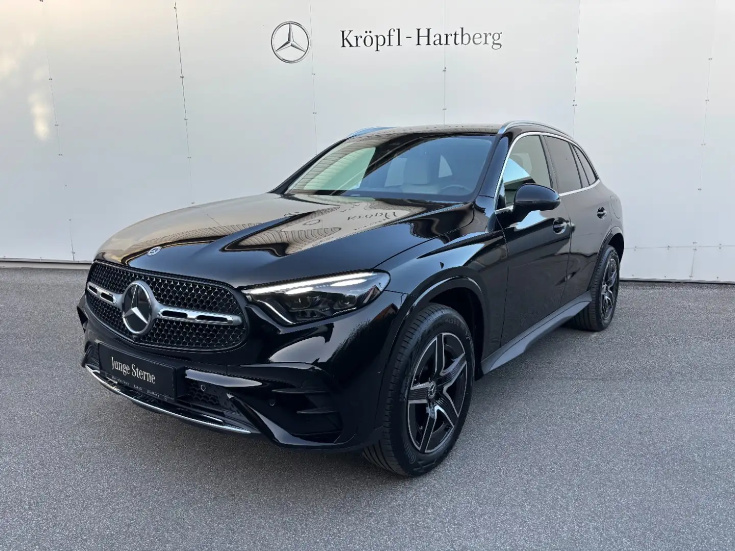 Mercedes-Benz GLC 300 de 4MATIC Österreich-Edition AMG MBUX Schwarz - 2