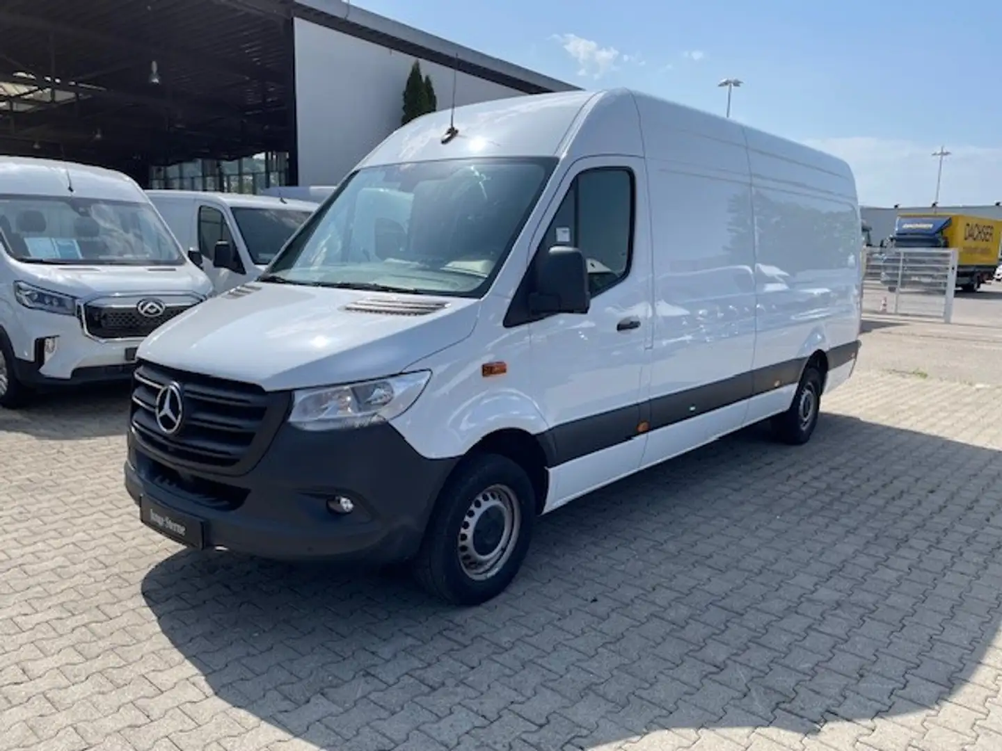 Mercedes-Benz Sprinter 317 CDI KA Maxi / MBUX / 360° / Klima / SHZ / Temp Wit - 2