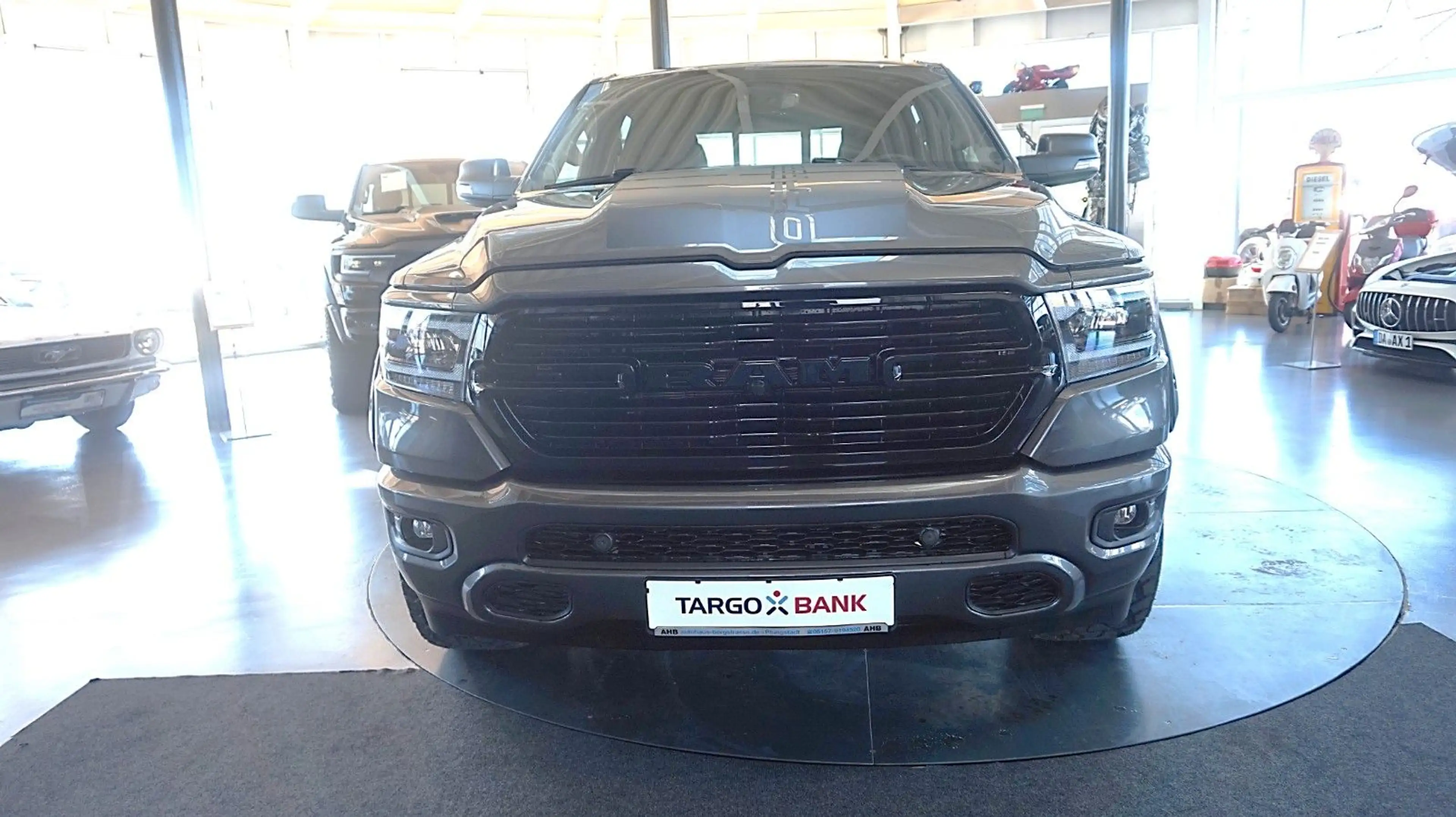 Dodge RAM 1500 HEMI 5.7l Crew-Cab*4x4*6Sitz*LONGBED — photo 3