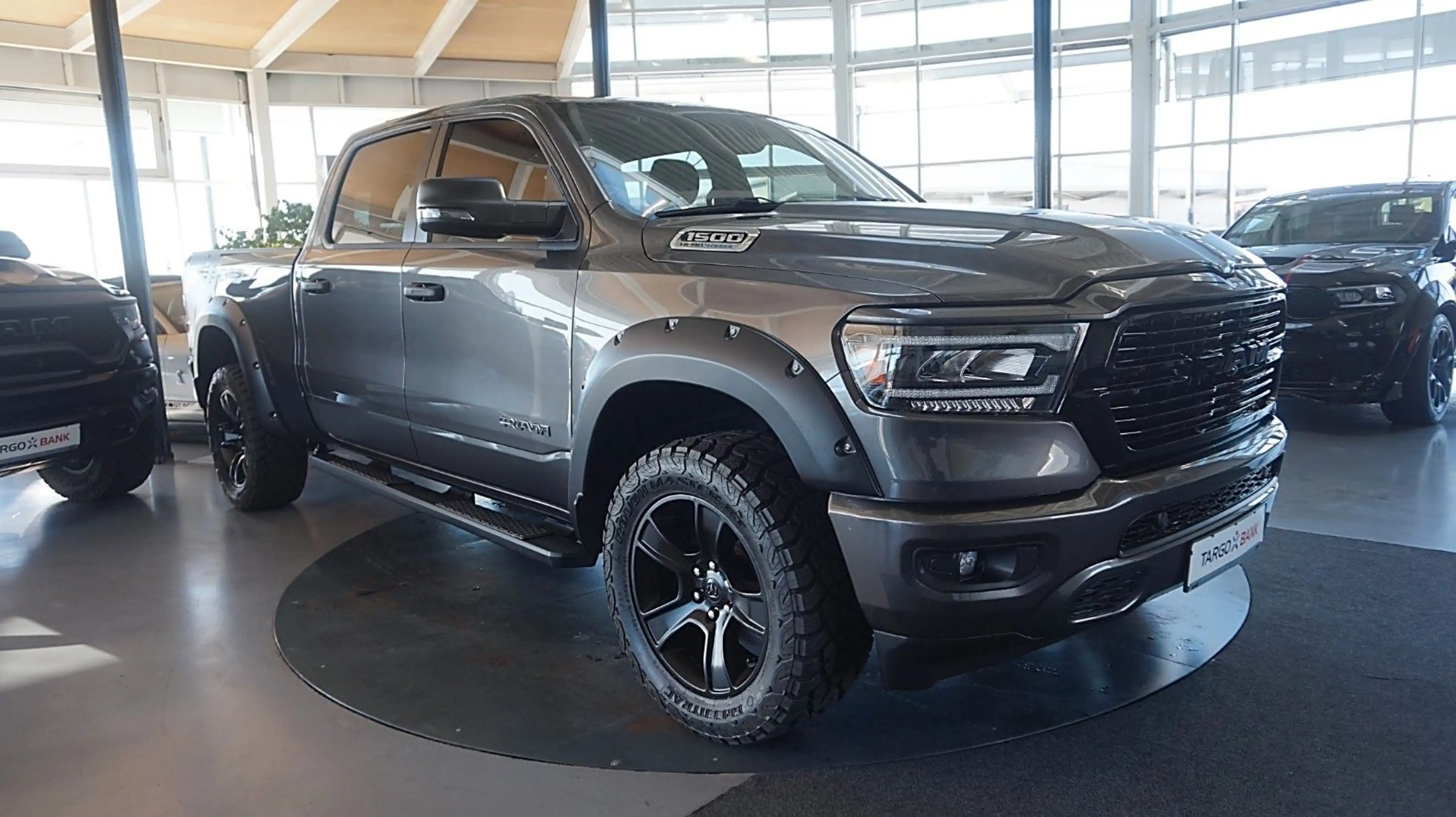 Dodge RAM 1500 HEMI 5.7l Crew-Cab*4x4*6Sitz*LONGBED — photo 5