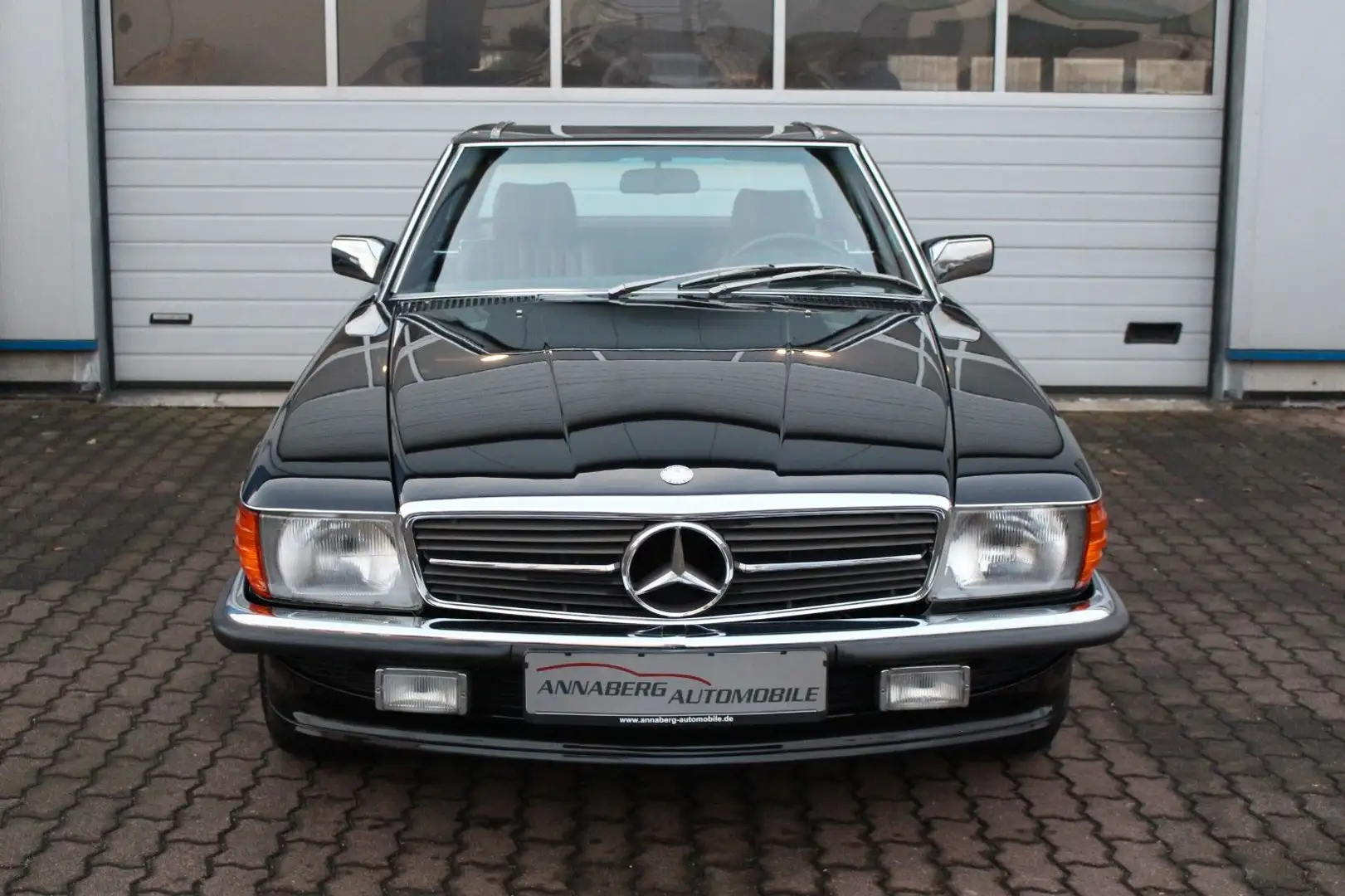 Mercedes-Benz SL 560 CLASSIC GUTACHTEN NOTE 2+/H-ZULASSUNG Negro - 1