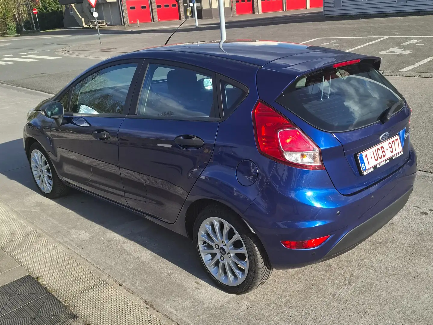 Ford Fiesta Fiesta 1.25 Trend Bleu - 1