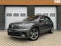 Volkswagen Tiguan 2.0 TSI 4Motion 3x R-Line Pano Trekhaak Keyless Gris - thumbnail 1