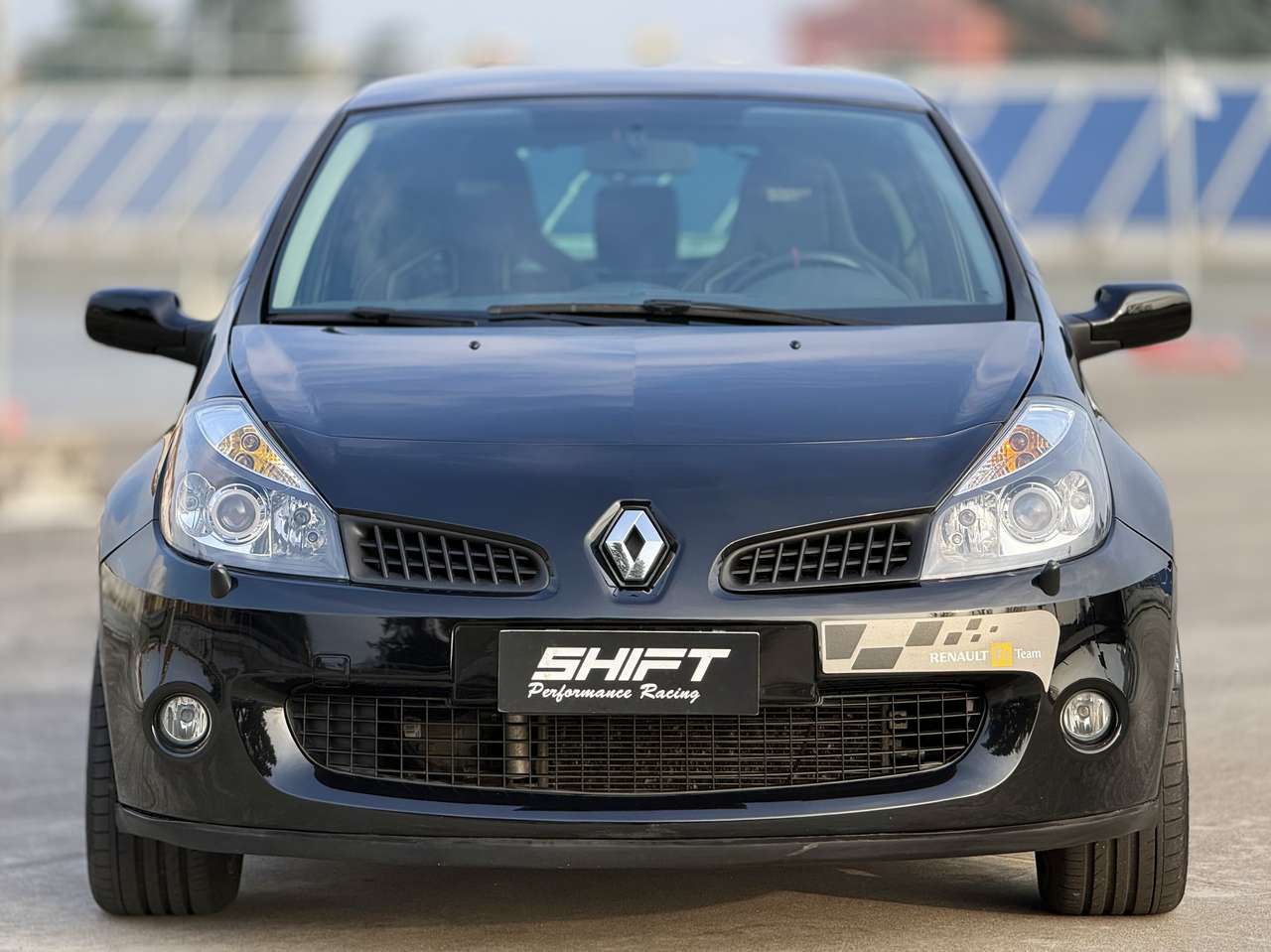 Renault Clio RENAULT CLIO 3 RS F1 R27 N3196 197cv 2008