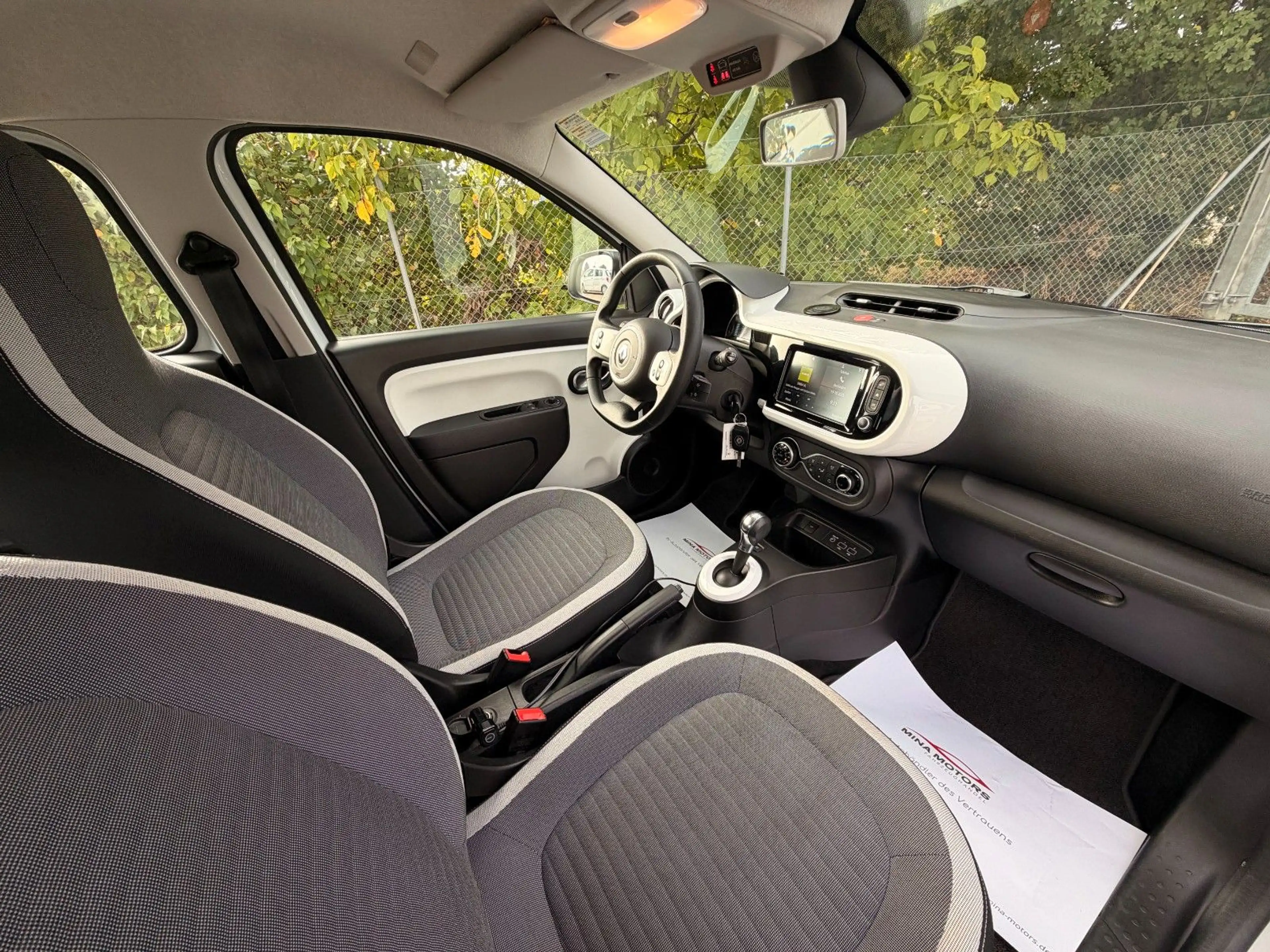 Renault Twingo Zen Electric R&GO Klima SOH — photo 13