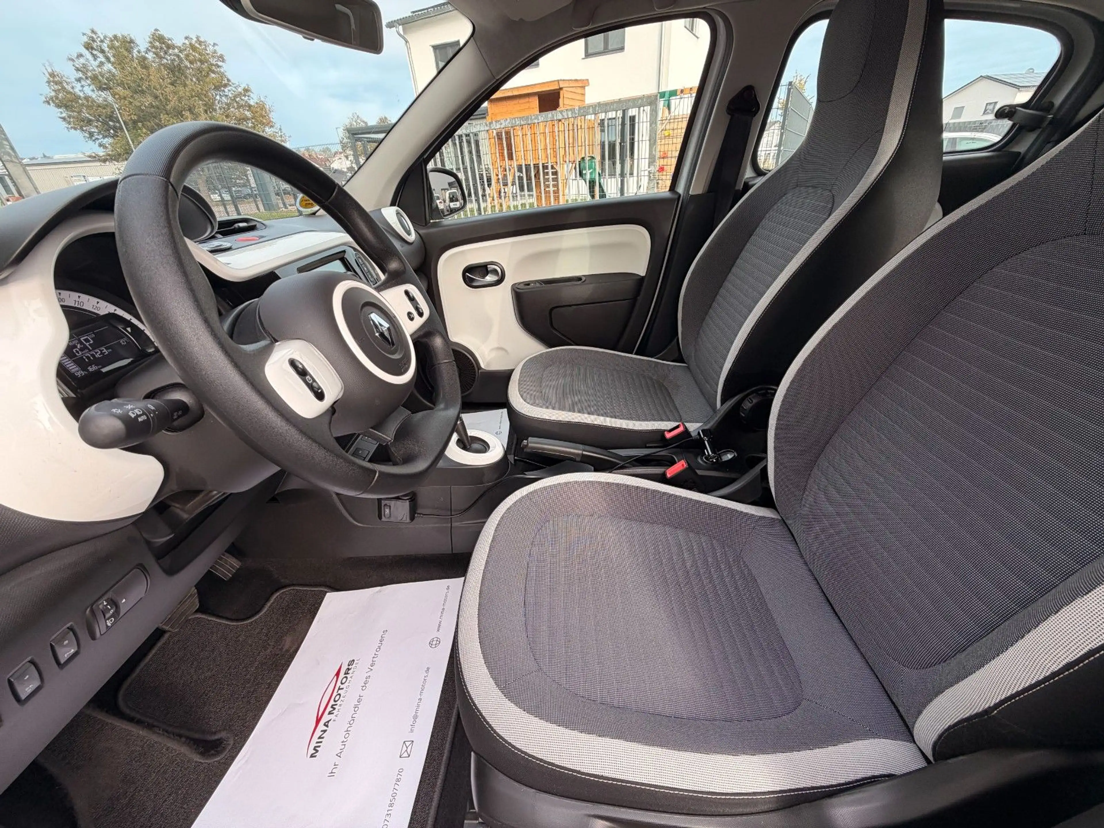 Renault Twingo Zen Electric R&GO Klima SOH — photo 10