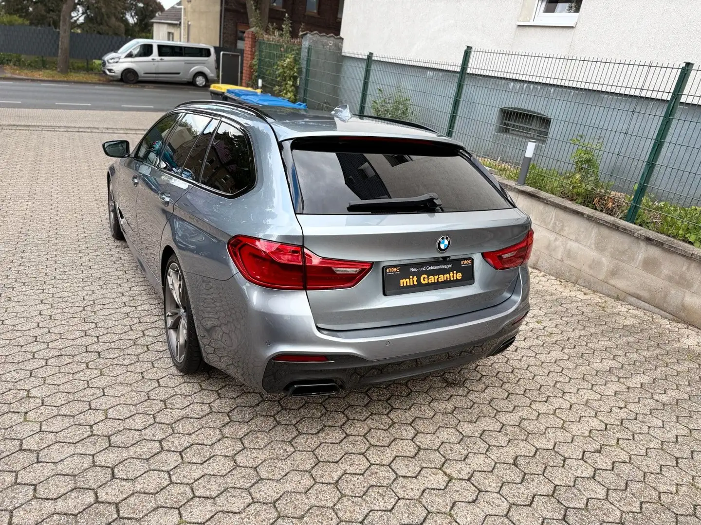 BMW 550 Baureihe 5 Touring M550 d xDrive Bleu - 2