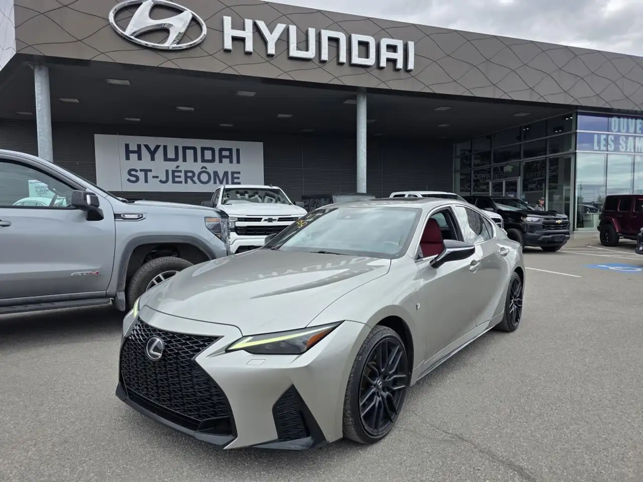Lexus IS снимка Lexus IS