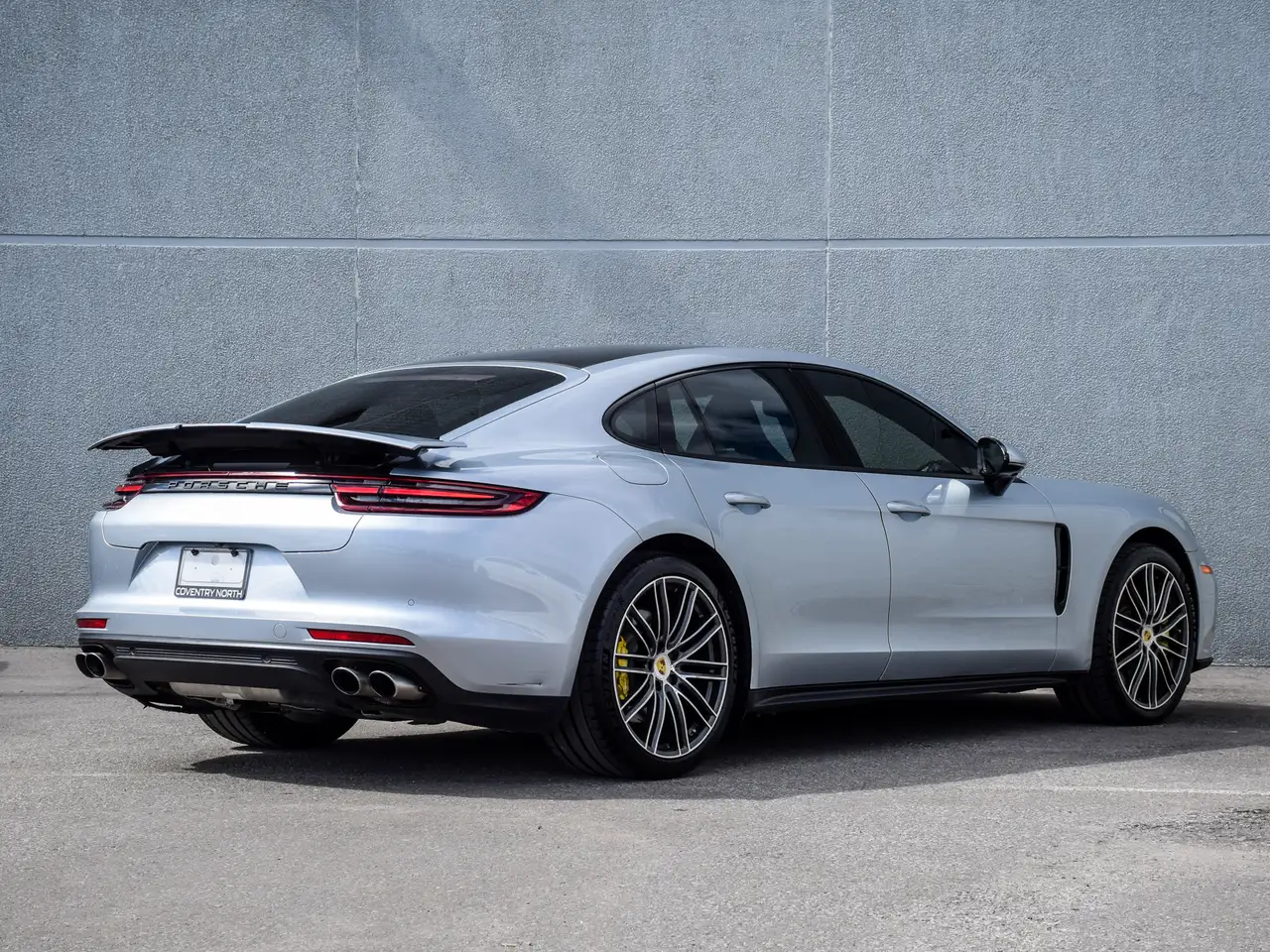 Porsche Panamera снимка Porsche Panamera