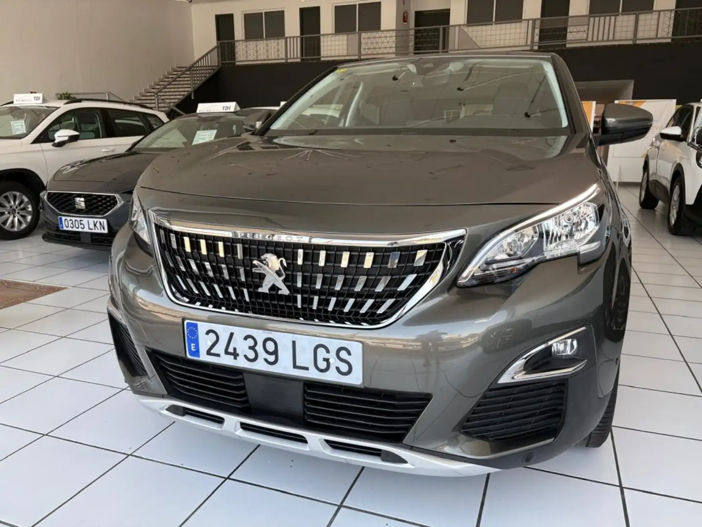 Peugeot 3008 1.5BlueHDi Allure Pack S&S EAT8 130 Gris - 1