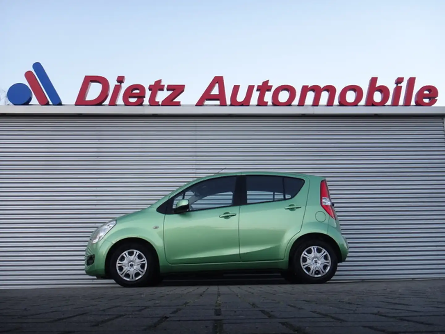 Suzuki Splash 1.0 Comfort Gerne Finanzierung+++ Grün - 1