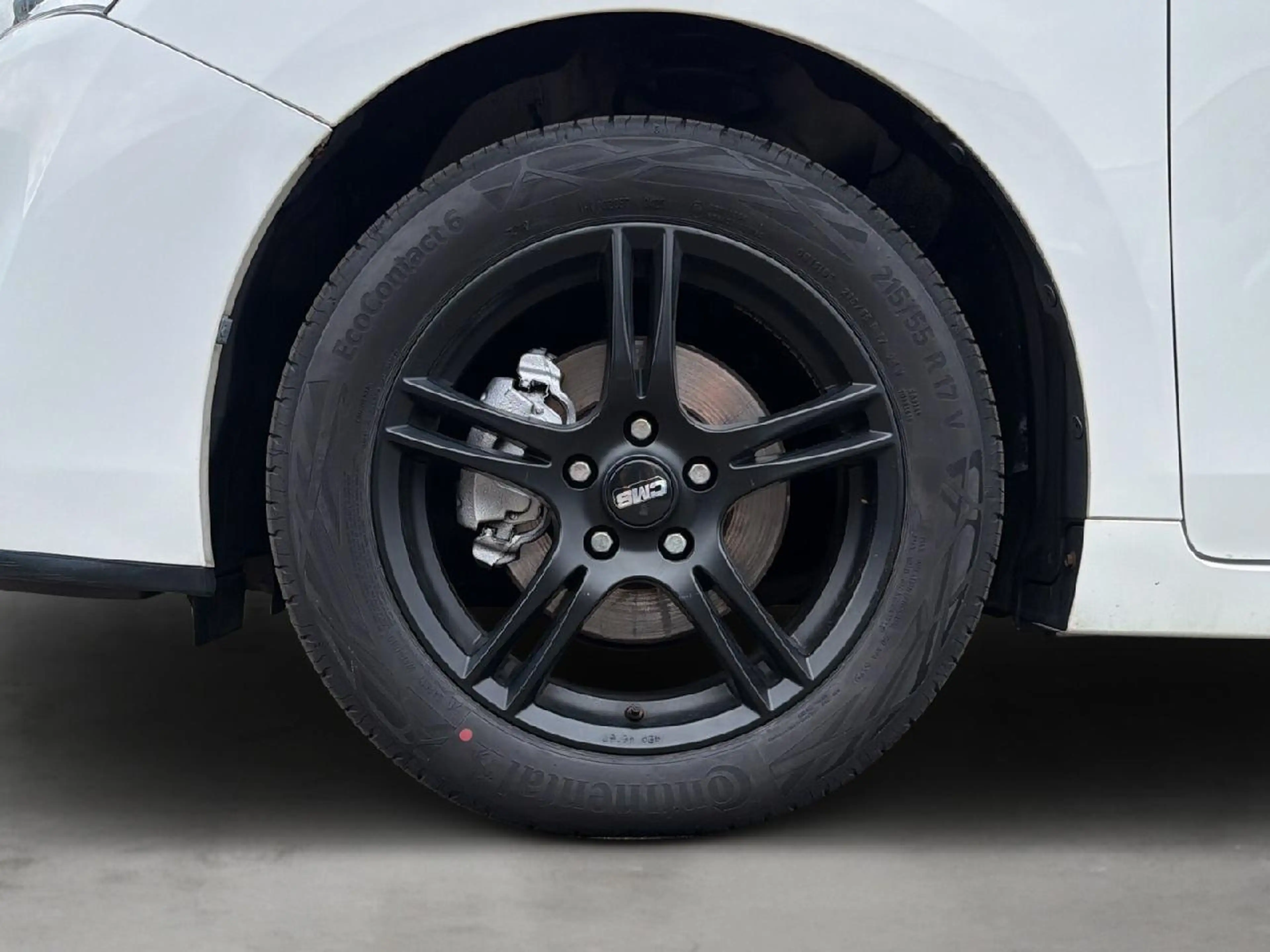 Toyota Verso SkyView Edition — photo 7