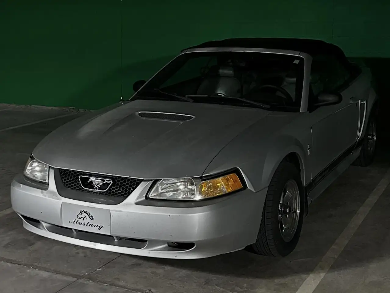 Ford Mustang снимка Ford Mustang