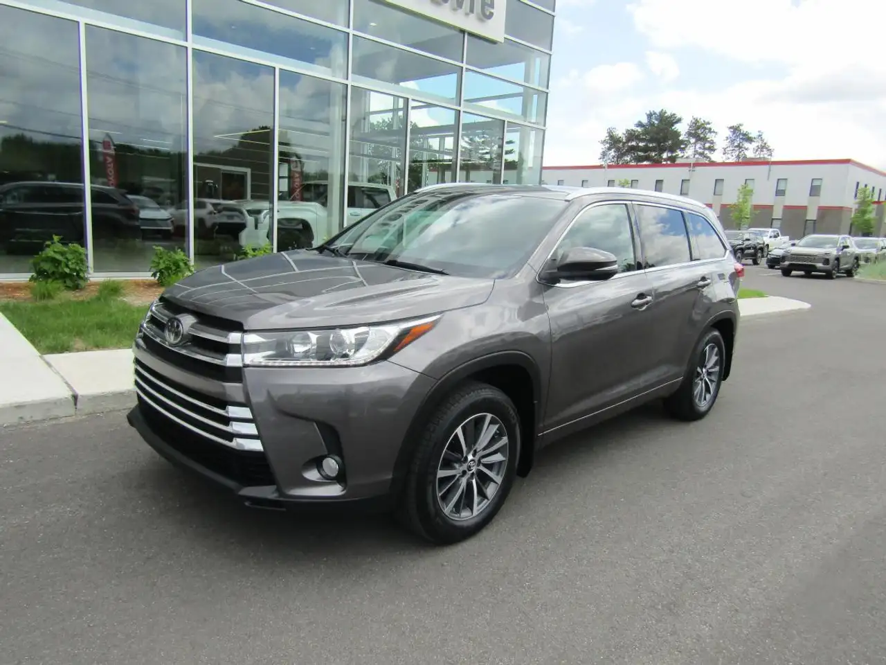 Toyota Highlander photo Toyota Highlander