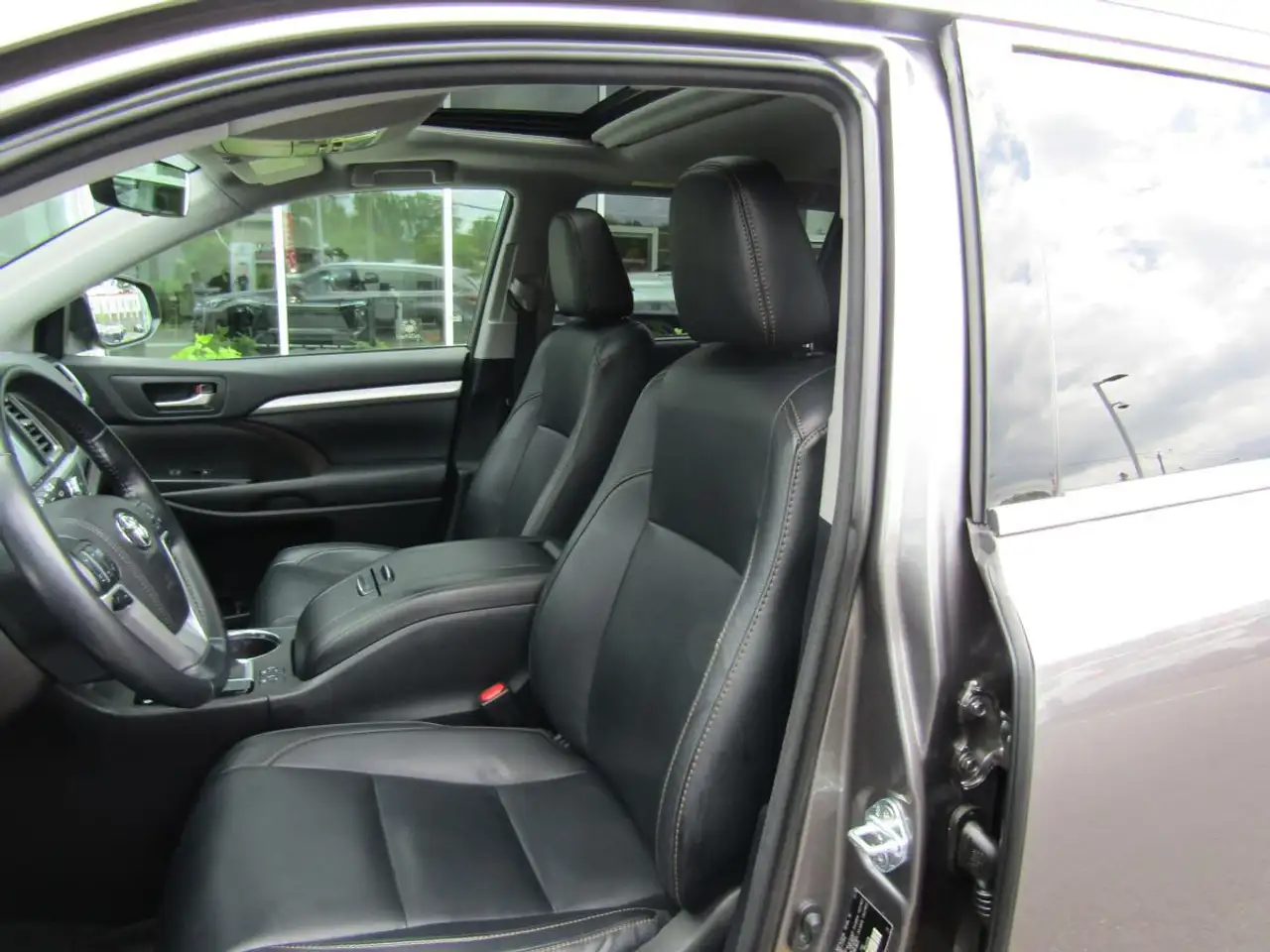 Toyota Highlander photo Toyota Highlander
