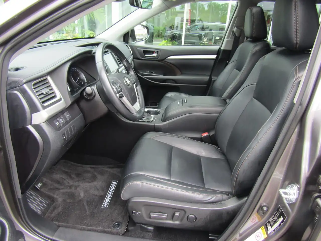 Toyota Highlander photo Toyota Highlander