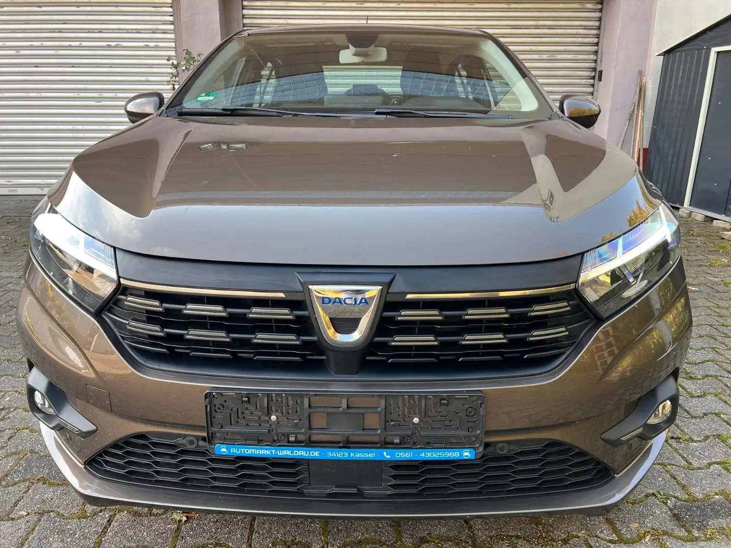 Dacia Logan ECO-G Comfort-LED-NAVI-KAMERA Braun - 2