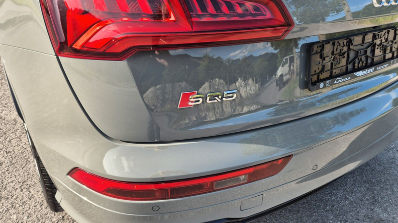 Audi SQ5 3.0 TDI quattro 1. Hand — photo 15