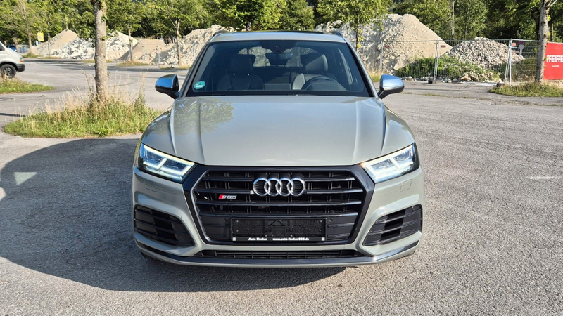 Audi SQ5 3.0 TDI quattro 1. Hand — photo 13