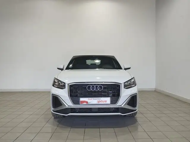 Audi Q2 view 2