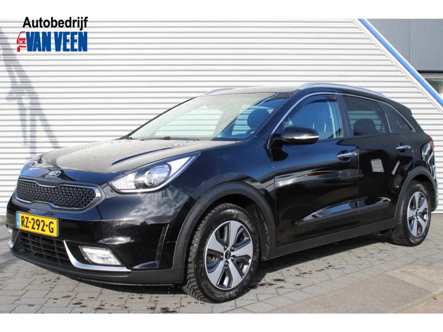 Kia Niro 1.6 GDi Hybrid DynamicLine Noir - 1
