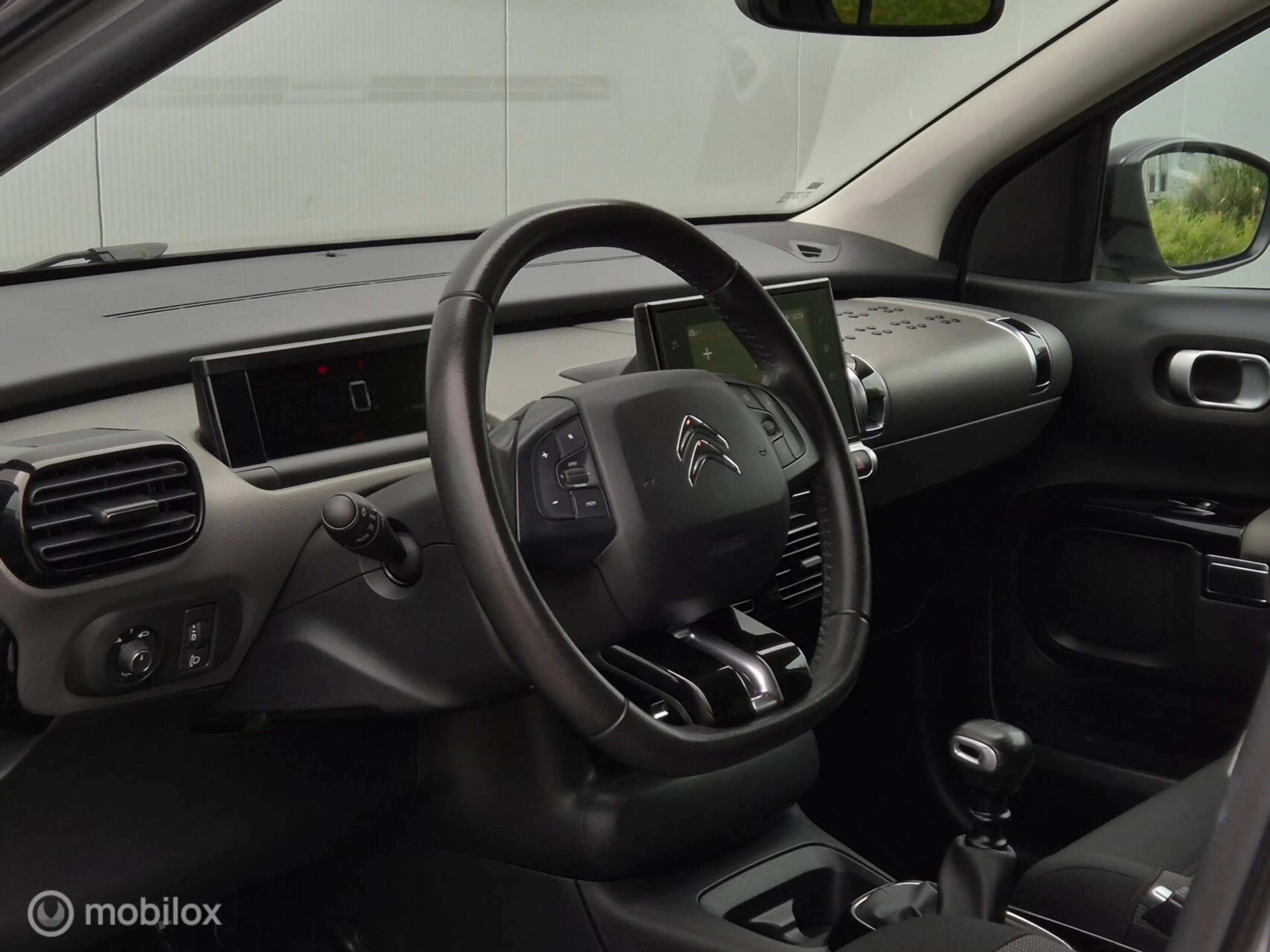 Citroen C4 Cactus 1.2 PURETECH SHINE/STOELVERWARMING/CAMERA/KEYLESS — photo 22