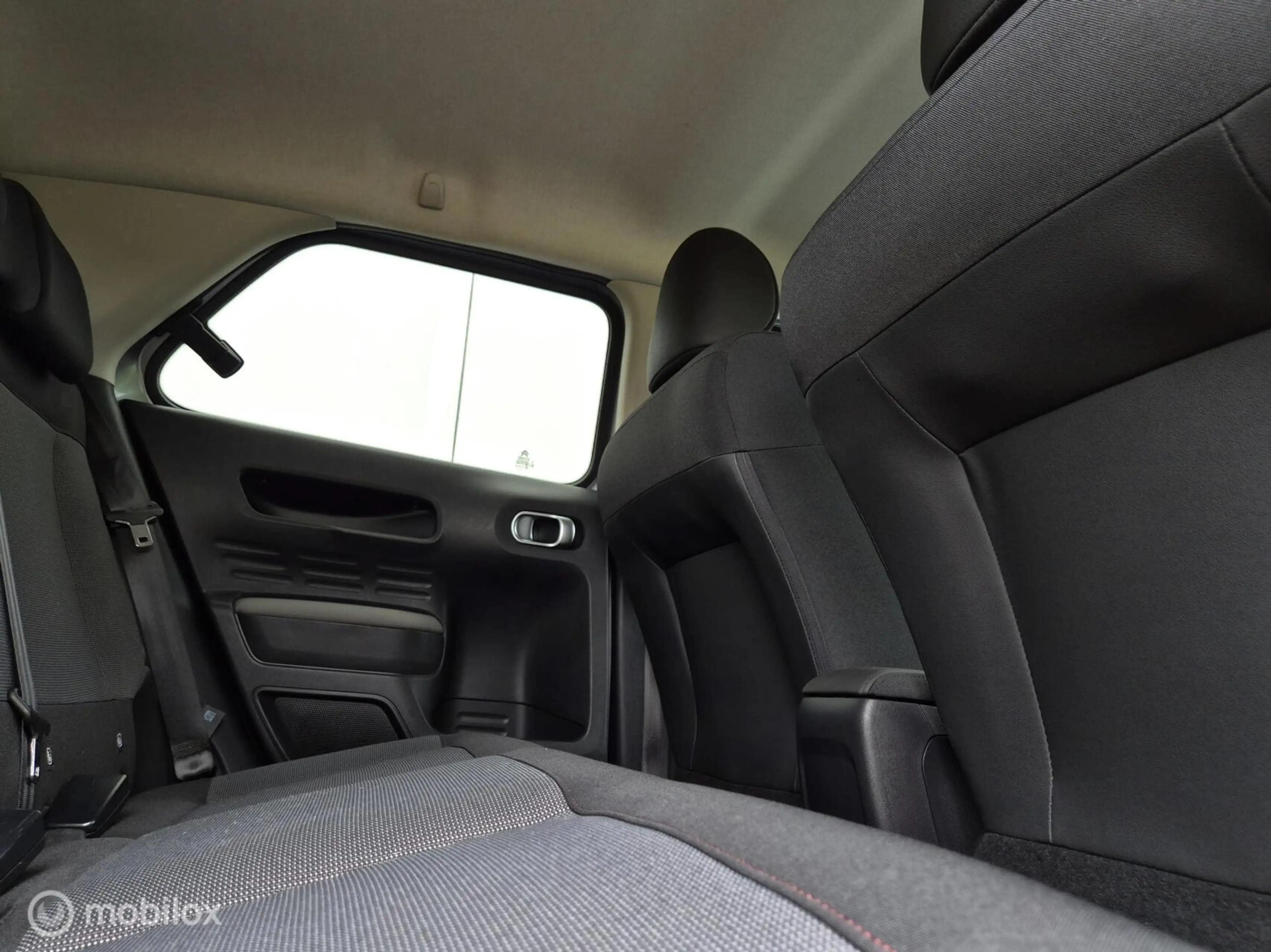 Citroen C4 Cactus 1.2 PURETECH SHINE/STOELVERWARMING/CAMERA/KEYLESS — photo 20