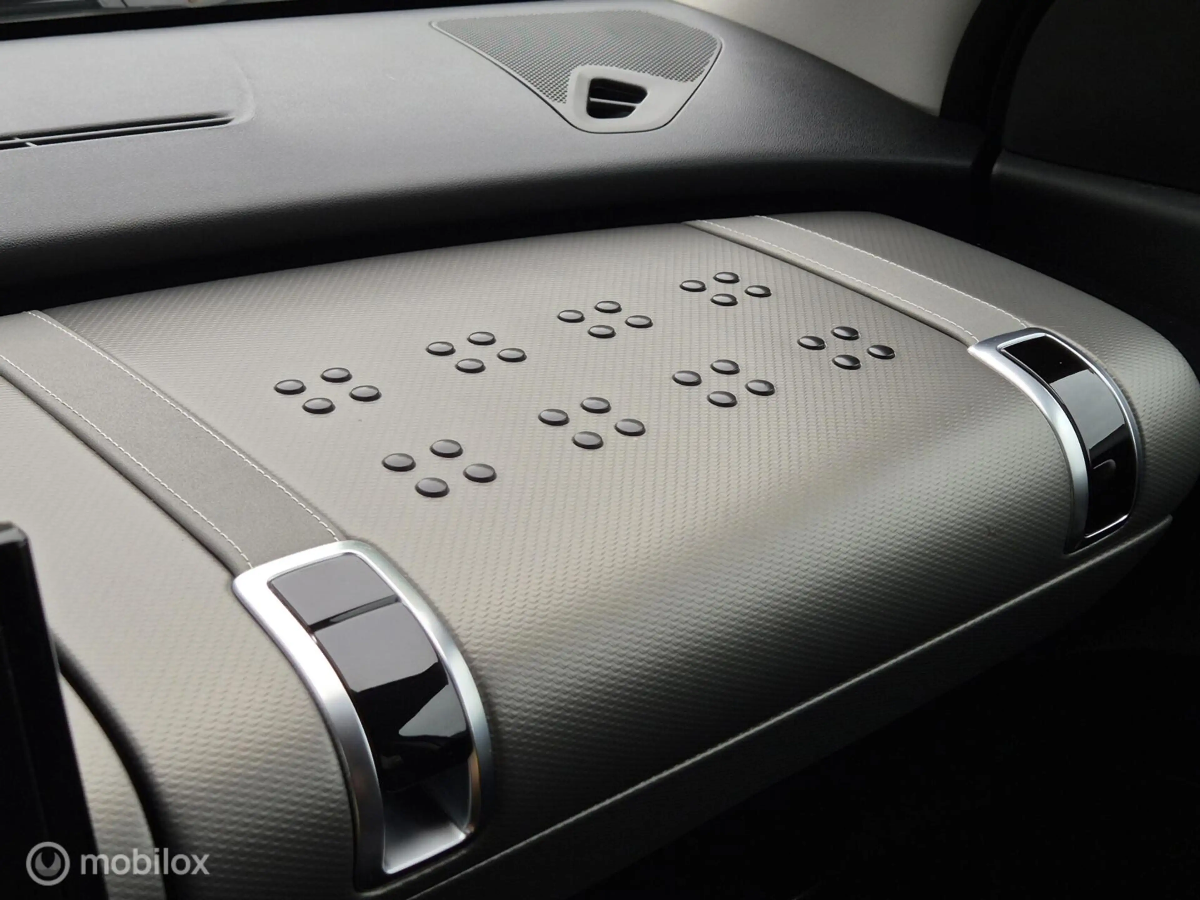 Citroen C4 Cactus 1.2 PURETECH SHINE/STOELVERWARMING/CAMERA/KEYLESS — photo 41