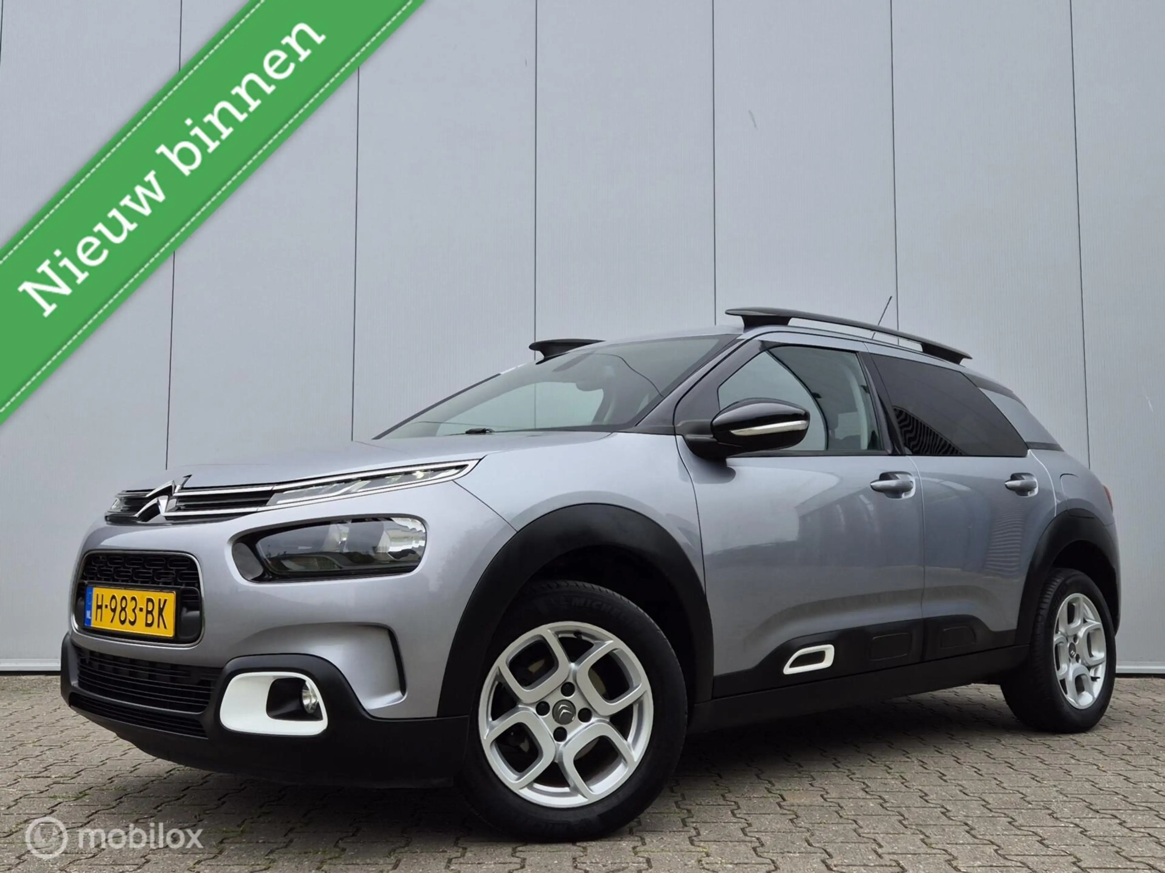 Citroen C4 Cactus 1.2 PURETECH SHINE/STOELVERWARMING/CAMERA/KEYLESS