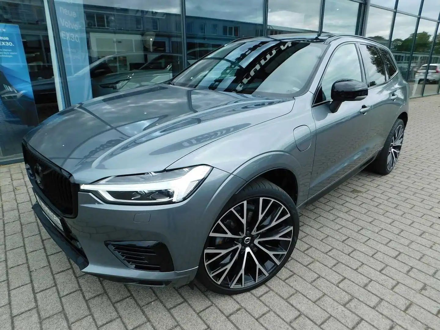 Volvo XC60 T8 AWD R-Design 'AHK,22-Zoll Gris - 1