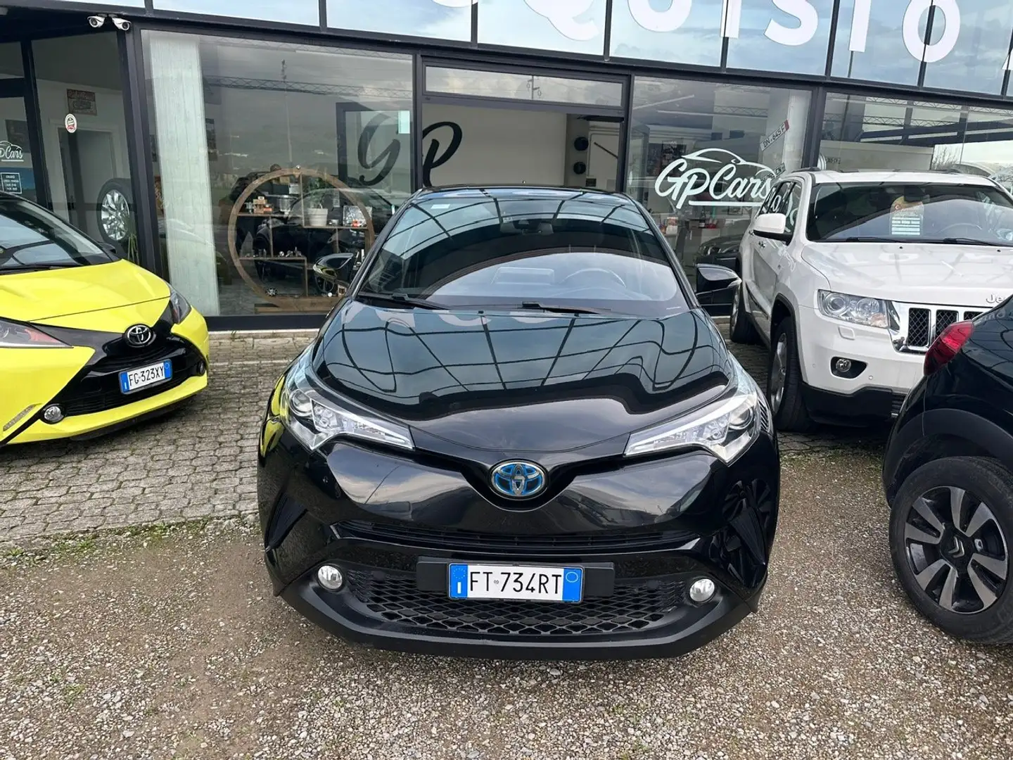 Toyota C-HR C-HR 1.8h Trend 2wd e-cvt SOLO KM 87000!!! Noir - 1