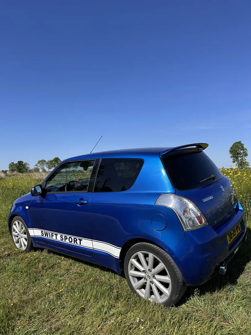 Suzuki Swift 1.6 Sport Bleu - 1