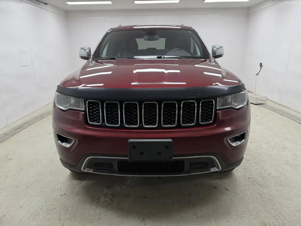 Jeep Grand Cherokee photo Jeep Grand Cherokee